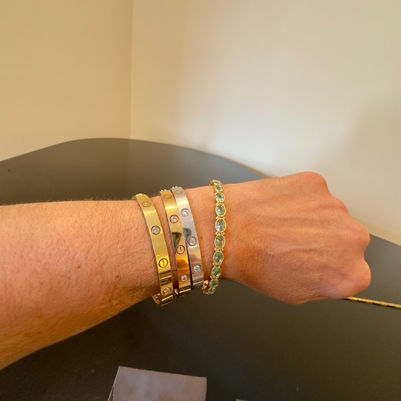 NWT AUTHENTIC LUXURY JULIE VOS CLEAR BAHAMIAN BLUE IMPORTED GLASS BANGLE - Picture 9 of 17